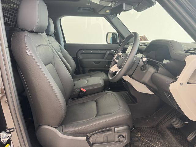 Image for 2026 Land Rover Defender 90 3.0D Hard Top S 3D