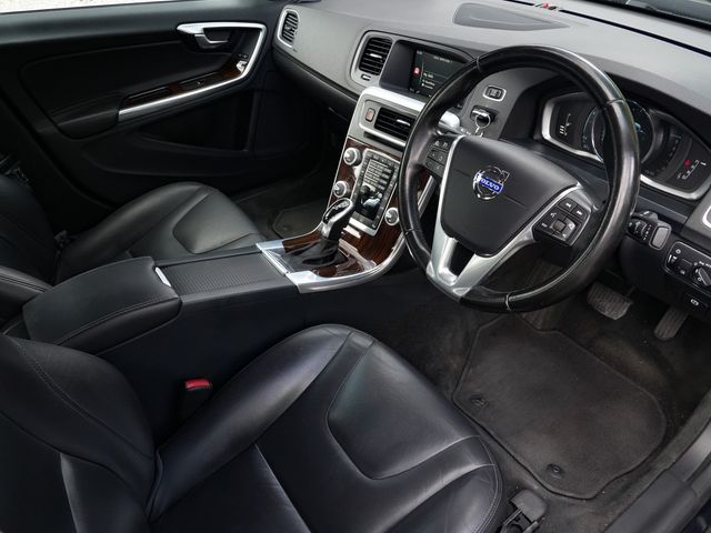 Image for 2015 Volvo S60 2.0TD D4 (190) SE LUX NAV Auto