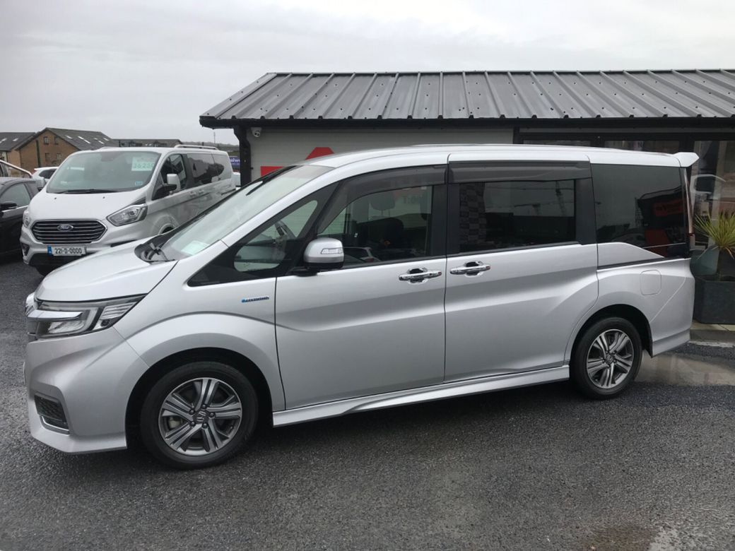 Image for 2019 Honda Stepwagon 