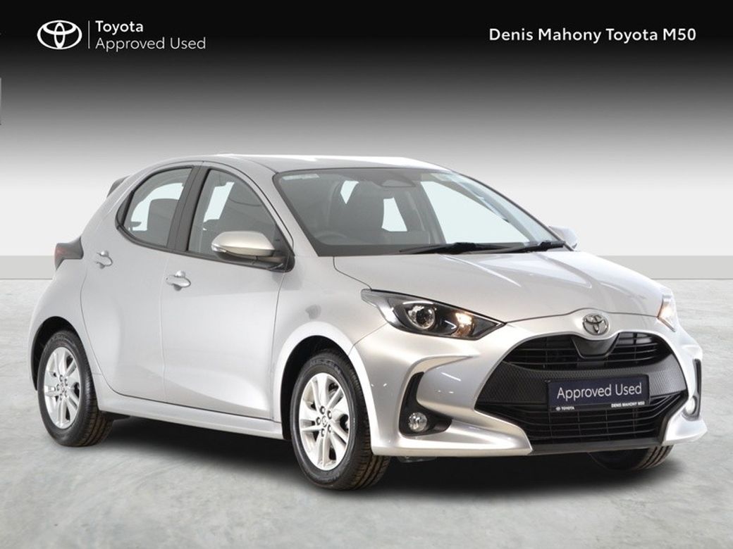 Image for 2025 Toyota Yaris Hybrid Luna Auto