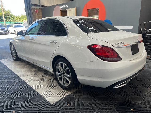 Image for 2019 Mercedes-Benz C Class 2019 MERCEDES-BENZ C220D AVANTGARDE AUTOMATIC / HEATED & MEMORY SEAT / APPLE CARPLAY / REVERSE CAMERA /