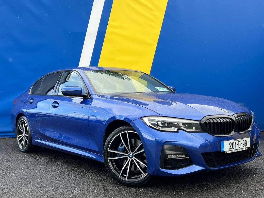 Image for 2020 BMW 3 Series 330e M-SPORT 2.0 HYBRID AUTO // LEATHER M-SPORT INTERIOR // APPLE CARPLAY/ANDROID AUTO // 19" M-SPORT DIAMOND CUT ALLOYS