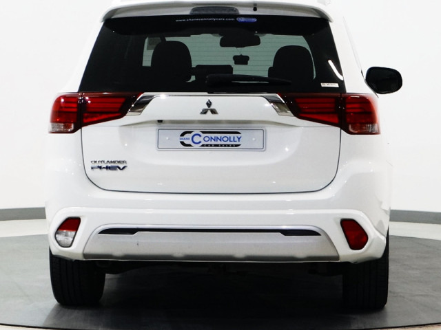 Image for 2021 Mitsubishi Outlander *17* PHEV DYNAMIC