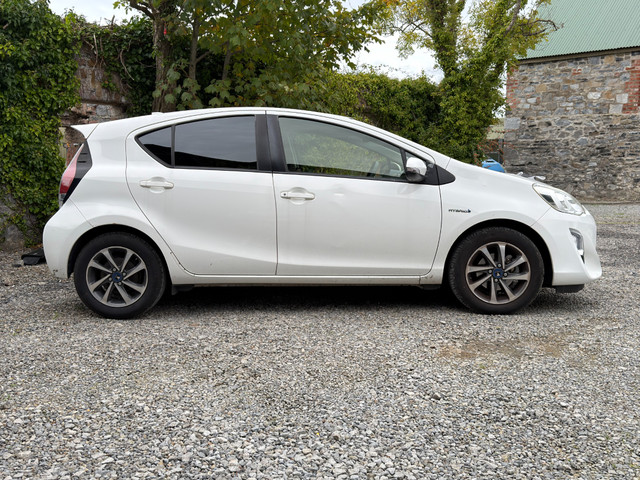Image for 2016 Toyota Aqua 1.5 Petrol Hybrid Automatic