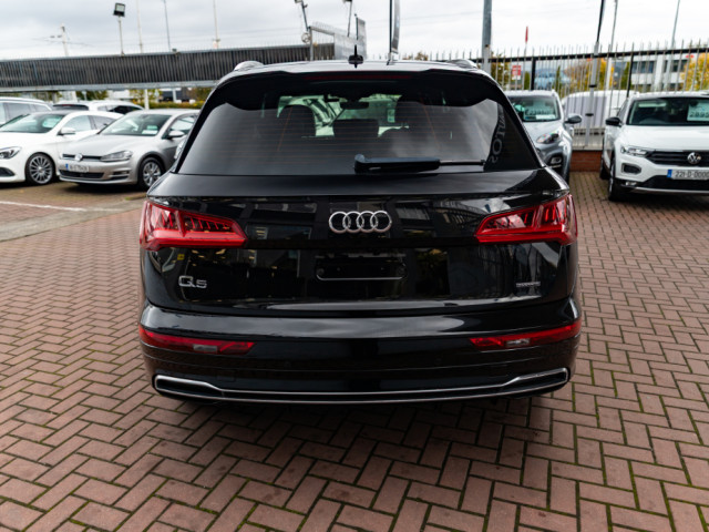Image for 2020 Audi Q5 