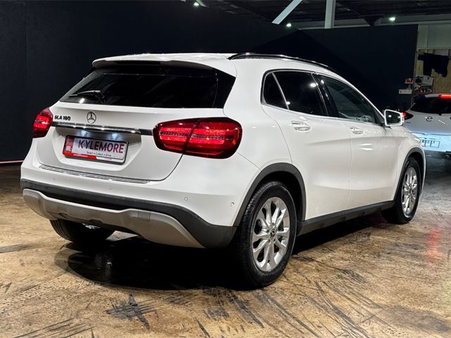 Image for 2018 Mercedes-Benz GLA Class 1.6 AUTOMATIC - ALLOY WHEELS - MULTI FUNCTION STEERING WHEEL - REVERSE CAMERA - CRUISE CONTROL 