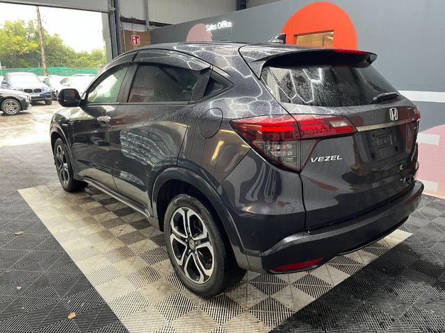 Image for 2020 Honda Vezel 2020 HONDA VEZEL HYBRID Z SENSING 4WD 1.5 81K KM AUTOMATIC/ PARKING CAMERA/ CRUISE CONTROL / LEATHER SEATS AND MORE
