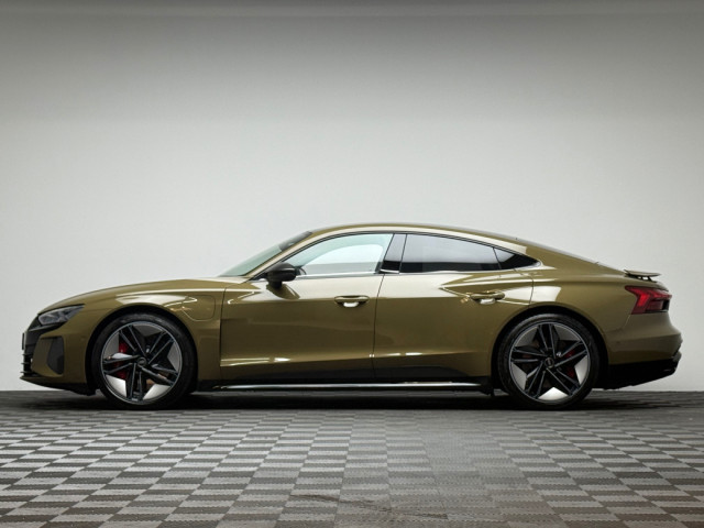 Image for 2024 Audi e-tron GT RS GT CARBON VORSPRUNG