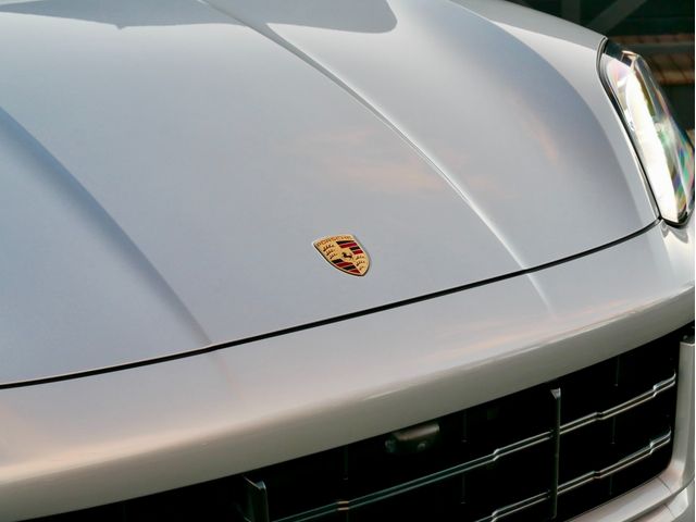 Image for 2024 Porsche Cayenne E-Hybrid, 470BHP **DEPOSIT TAKEN** AIR SUSPENSION, LED HEADLIGHTS, 360 CAMERA, SPORT DESIGN KIT, 4 ZONE CLIMATE CONTROL