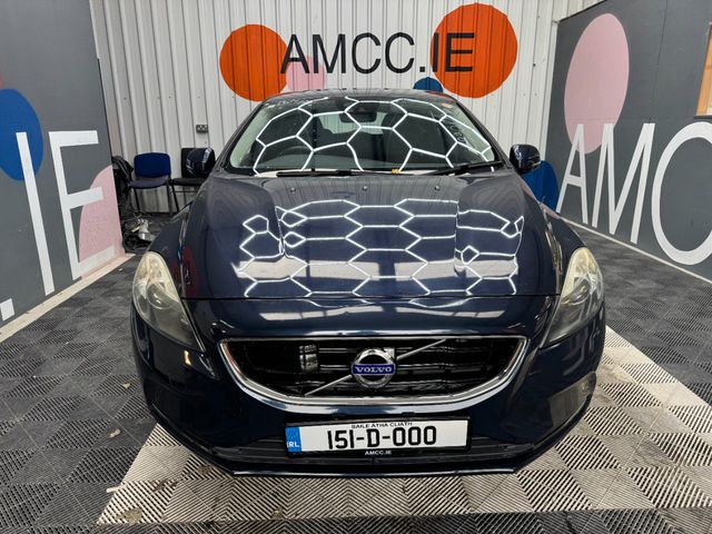 Image for 2015 Volvo V40 2015 VOLVO V40 T4 AUTOMATIC 1.6/ AUTOMATIC / PARKING CAMERA / ELECTRIC & HEATED SEATS AND MORE