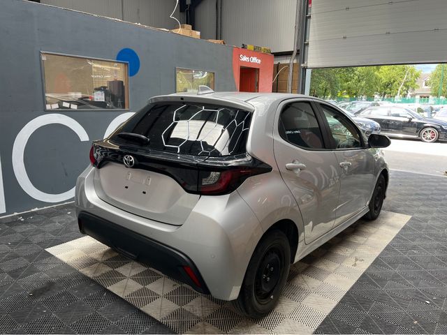 Image for 2022 Toyota Yaris 2022 TOYOTA YARIS X 1.0 AUTOMATIC / REVERSE CAMERA AND MORE