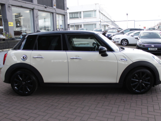 Image for 2019 Mini Cooper SD 2.0D 5DR HATCHBACK AUTO 