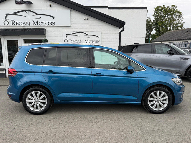 Image for 2017 Volkswagen Touran 1.4 TSI HIGHLINE 7-SEATER AUTO