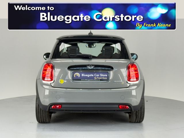 Image for 2022 Mini Cooper ELECTRIC LEVEL 1**MULTIFUNCTIONAL STEERING WHEEL**TOUCH SCREEN MEDIA DISPLAY**APPLE CARPLAY**KEYLESS START**DIGITAL DASH**CLOTH INTERIOR**AIR CONDITIONING**FINANCE AVAILABLE**