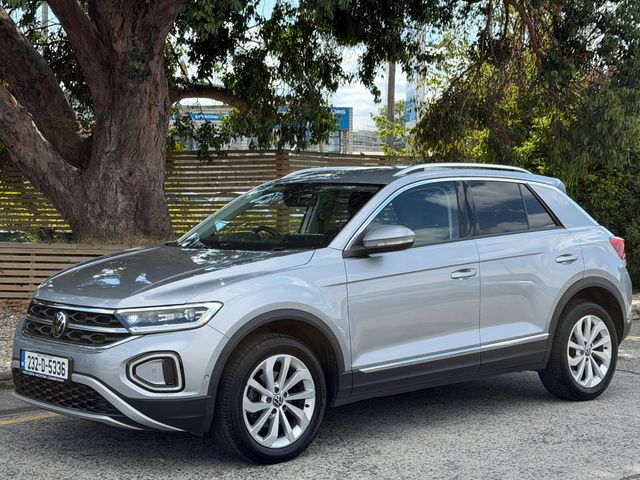 Image for 2023 Volkswagen T-Roc STYLE