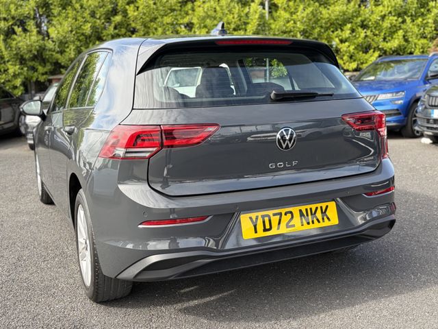 Image for 2022 Volkswagen Golf LIFE TDI