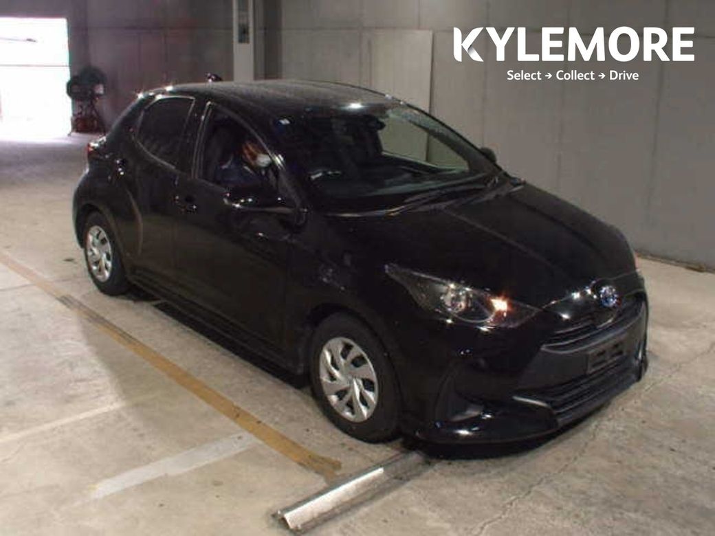 Image for 2023 Toyota Yaris 1.5 HYBRID AUTOMATIC - PUSH BUTTON START/STOP - CRUISE CONTROL - REAR CAMERA