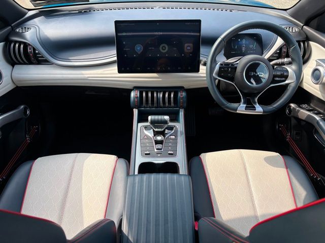 Image for 2025 BYD Atto 3 DESIGN PANORAMIC SUNROOF LEATHER