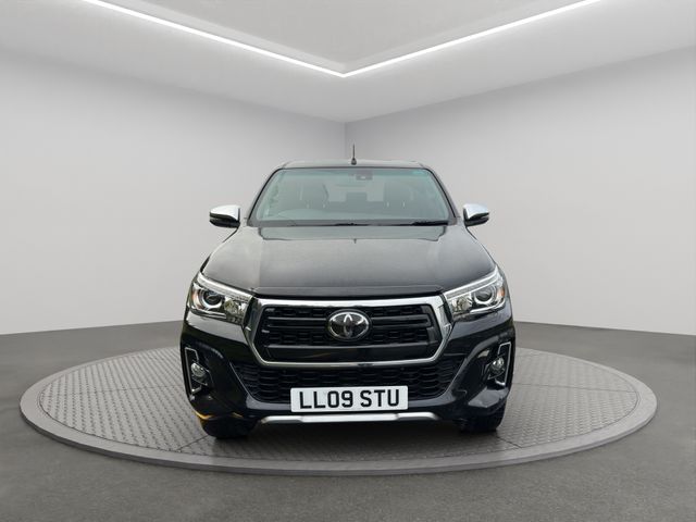 Image for 2019 Toyota Hilux INVICIBLE X 4WD D-4D DCB