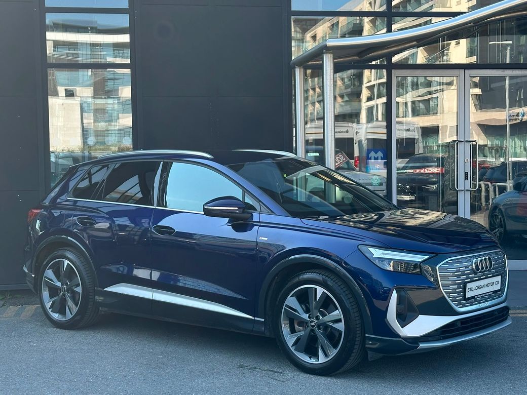 Image for 2023 Audi Q4 e-tron S LINE