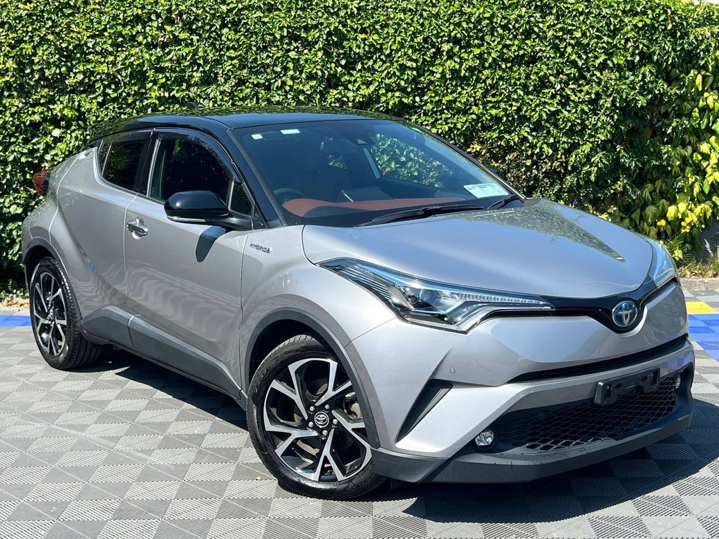 Image for 2019 Toyota C-HR 1.8 HYBRID AUTO // HALF LEATHER INTERIOR // LANE ASSIST // DIAMOND CUT ALLOYS