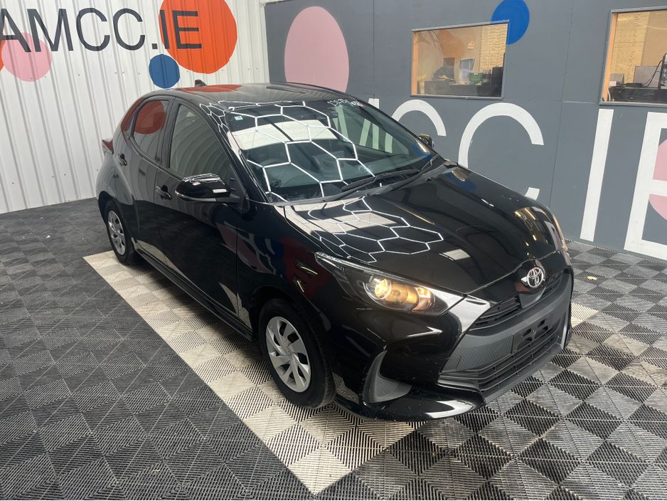 Image for 2021 Toyota Yaris YARIS AUTOMATIC 1.0 PETROL / 34K KMS / AUTOMATIC / REVERSE CAMERA & MORE