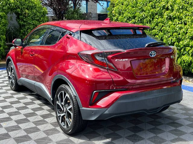 Image for 2017 Toyota C-HR 1.8 HYBRID AUTO // FULL SERVICE HISTORY // REVERSE CAMERA // LANE ASSIST