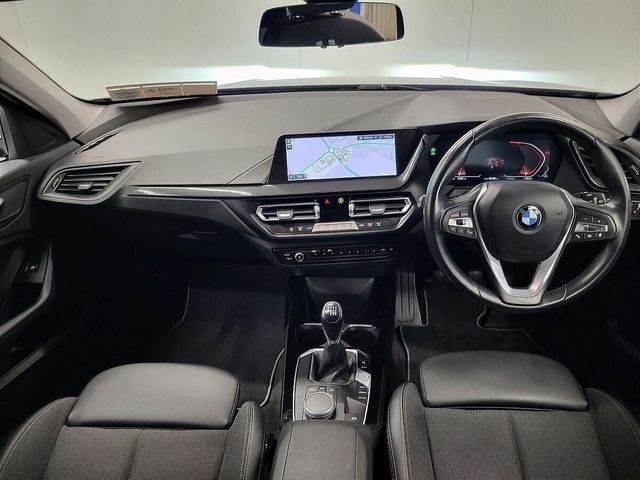 Image for 2023 BMW 1 Series 118i Sport