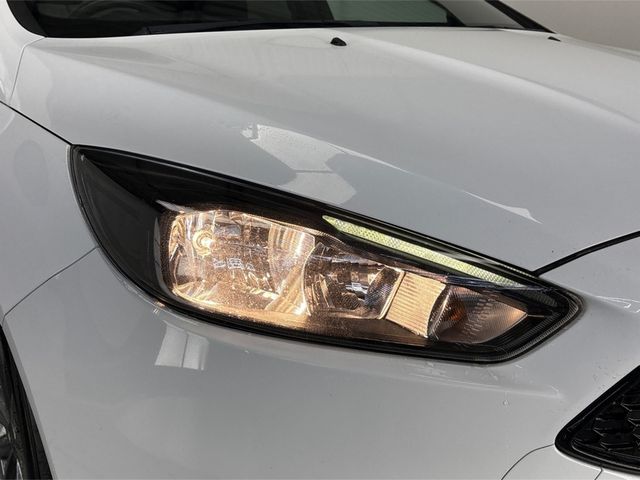 Image for 2018 Ford Focus ST-LINE 1.5 TD 120PS 6SPEED NEW NCT**MULTIFUNCTIONAL STEERING WHEEL**DIGITAL MEDIA DISPLAY**BLUETOOTH**BLACK CLOTH INTERIOR**17"ALLOYS**KEYLESS START**ISOFIX**FINANCE ARRANGED**