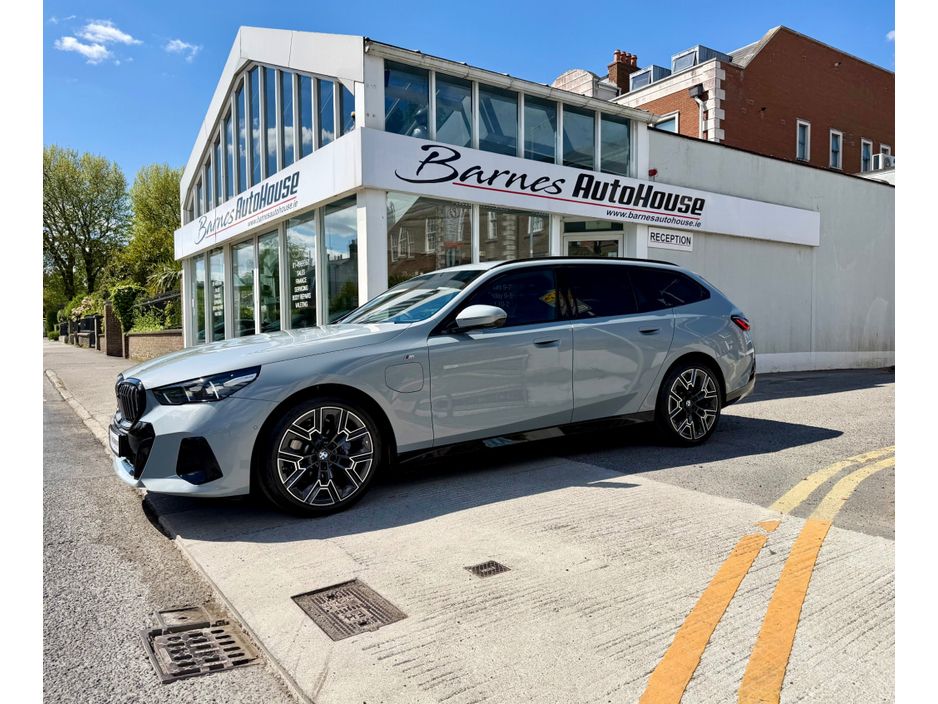 Image for 2025 BMW 5 Series *BIG SPEC* 530E TOURING M-SPORT AUTO 5DR