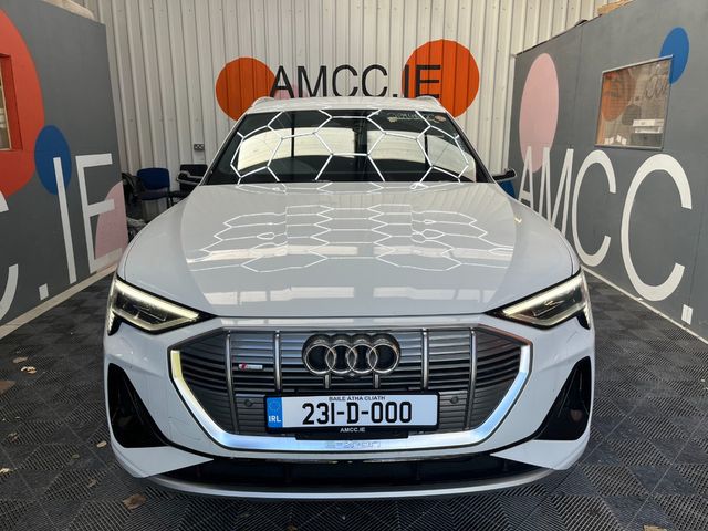 Image for 2023 Audi e-tron 2023 AUDI E-TRON 4wd QUATTRO S LINE AUTOMATIC / CRUISE CONTROL / PARKING CAMERA / ELECTRIC MEMORY & HEATED SEATS / PADDLE SHIFTERS / AMBIENT LIGHTS / APPLE CARPLAY / DIGITAL MIRRORS AND MORE