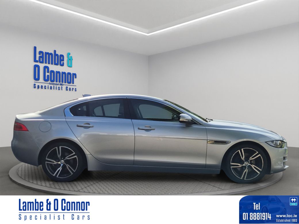 Image for 2017 Jaguar XE 2.0 D PRESTIGE * SILVER MET / BLACK LEATHER * SAT NAV * HEATED SEATS * 