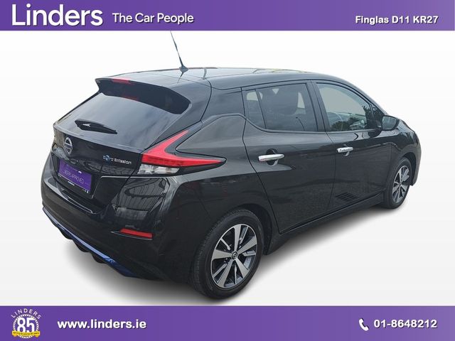 Image for 2022 Nissan Leaf Leaf SV 40 kWh