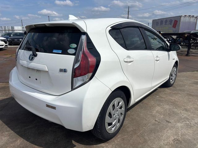 Image for 2016 Toyota Aqua S