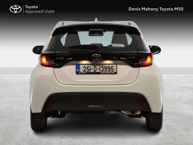 Image for 2025 Toyota Yaris Luna Sport Hybrid Auto