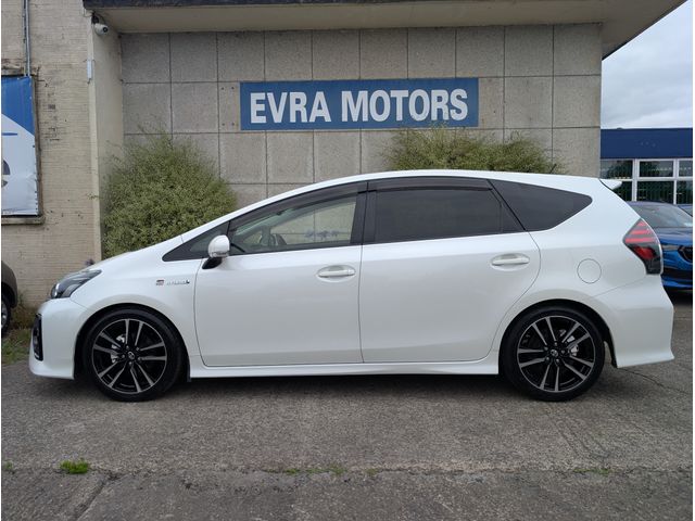 Image for 2019 Toyota Prius Alpha GR SPORT 7 SEATER AUTOMATIC HYBRID 1.8 PETROL //LOW MILES//KEYLESS ENTRY//REVERSE CAMERA//