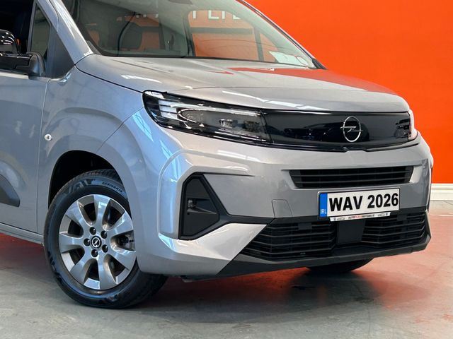 Image for 2026 Opel Combo 7 SEATER WHEELCHAIR ACCESIBLE TAXI 