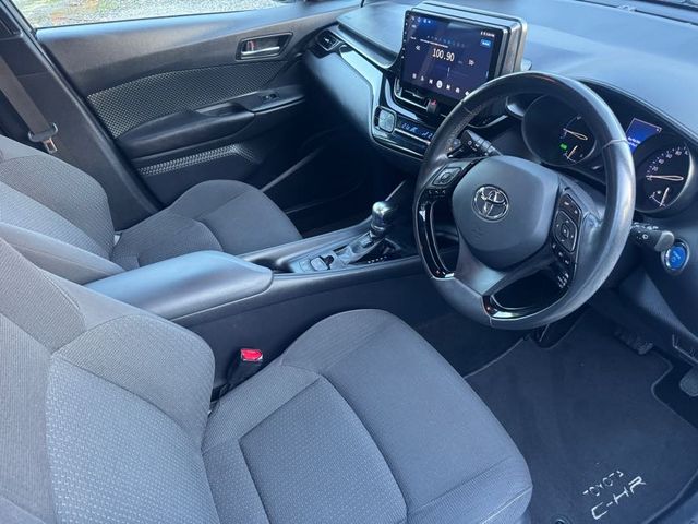 Image for 2018 Toyota C-HR Hybrid Luna 4DR Auto