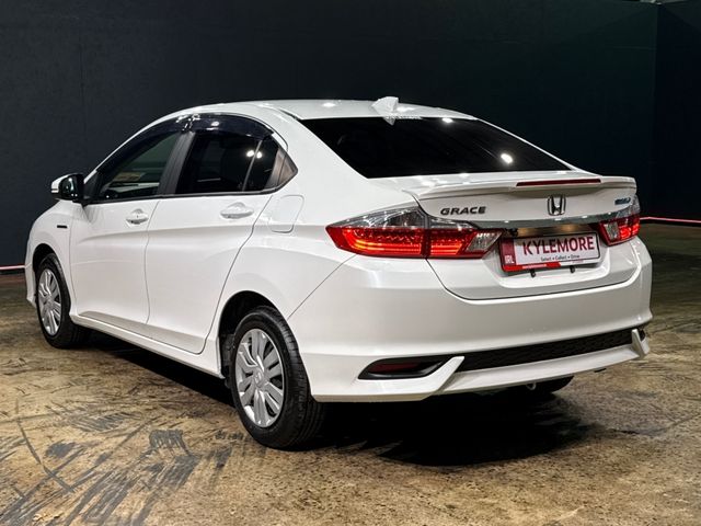 Image for 2020 Honda Grace PETROL HYBRID 1.5L - DIGITAL A/C - CRUISE CONTROL - REVERSE CAMERA