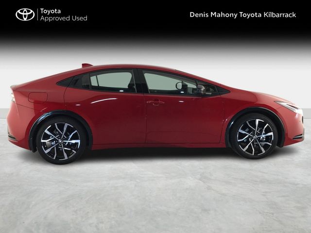 Image for 2025 Toyota Prius PHEV