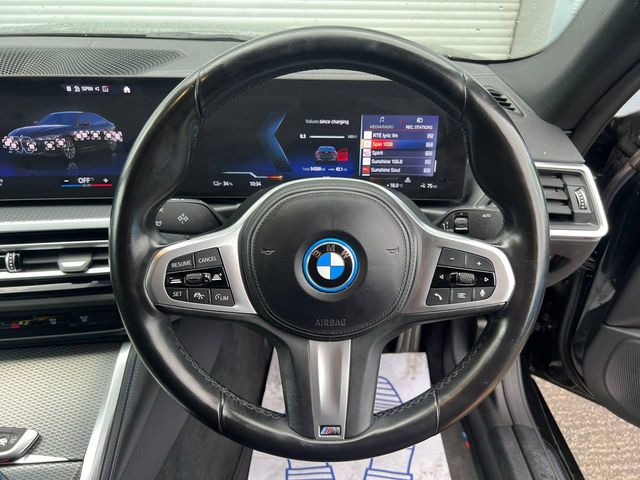 Image for 2022 BMW i4 M-SPORT PERFORMANCE eDRIVE40 AUTO // VIRTUAL COCKPIT // NEW 20" COMP ALLOYS // AMBIENT LIGHTING PACKAGE