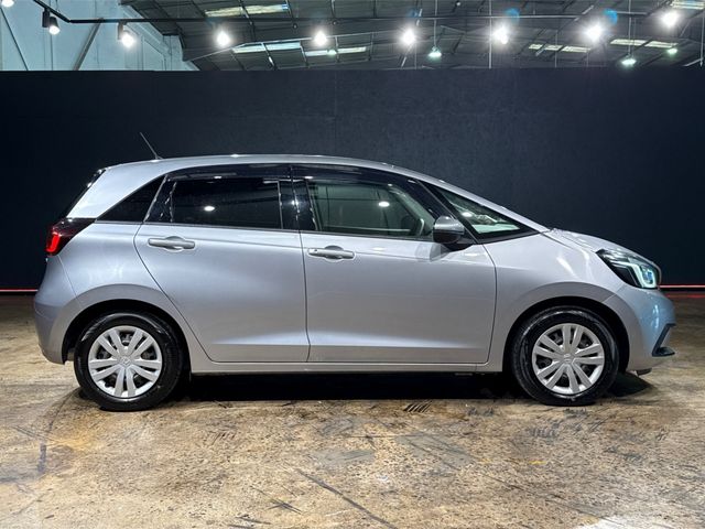 Image for 2021 Honda Fit 1.5 HYBRID AUTOMATIC - PUSH BUTTON STOP START - LOW MILEAGE