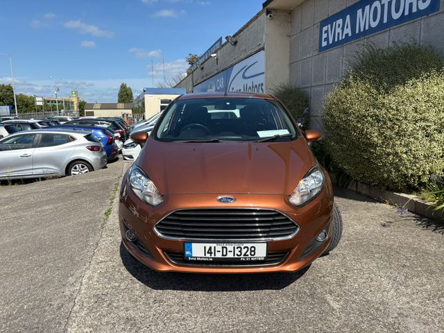 Image for 2014 Ford Fiesta ZETEC 1.0 PETROL //LOW MILES// 