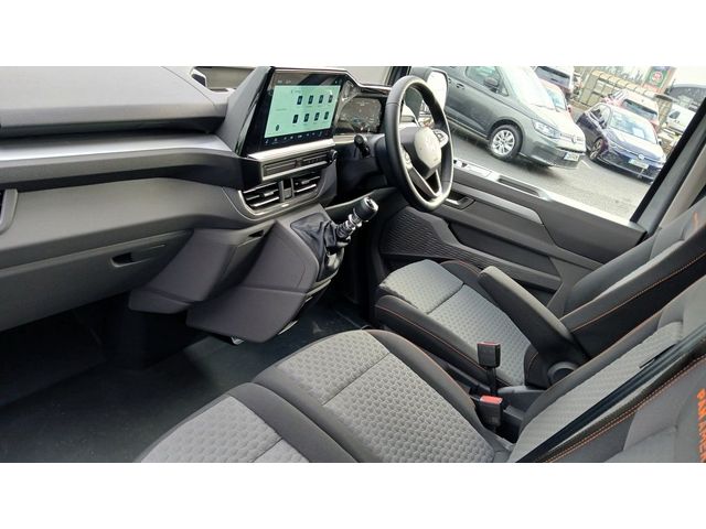 Image for 2025 Volkswagen Transporter Pan-Americana LWB28 110BHP **PRICE EXCLUDING VAT, HEATED SEATS, APP CONNECT, REAR VIEW CAMERA**