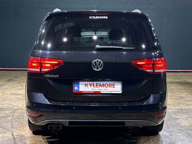 Image for 2018 Volkswagen Touran TSI HIGH LINE - 7 SEATER - HEATED SEATS - FACTORY ALLOYS - CRUISE CONTROL - PADDLE SHIFT - REVERSE CAMERA