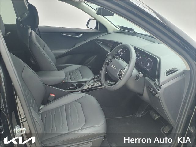 Image for 2026 Kia Niro PHEV