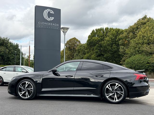 Image for 2024 Audi e-tron GT QUATTRO 