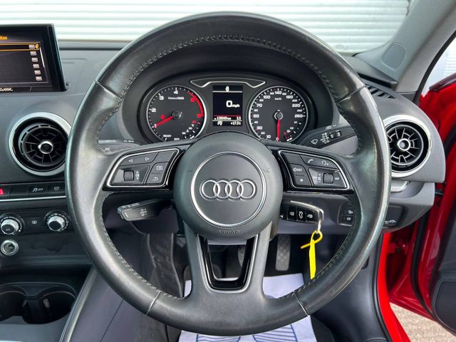 Image for 2020 Audi A3 ULTRA 1.6 TDI // PARKING SENSORS // 18" DIAMOND CUT ALLOYS // HALF LEATHER SEATS