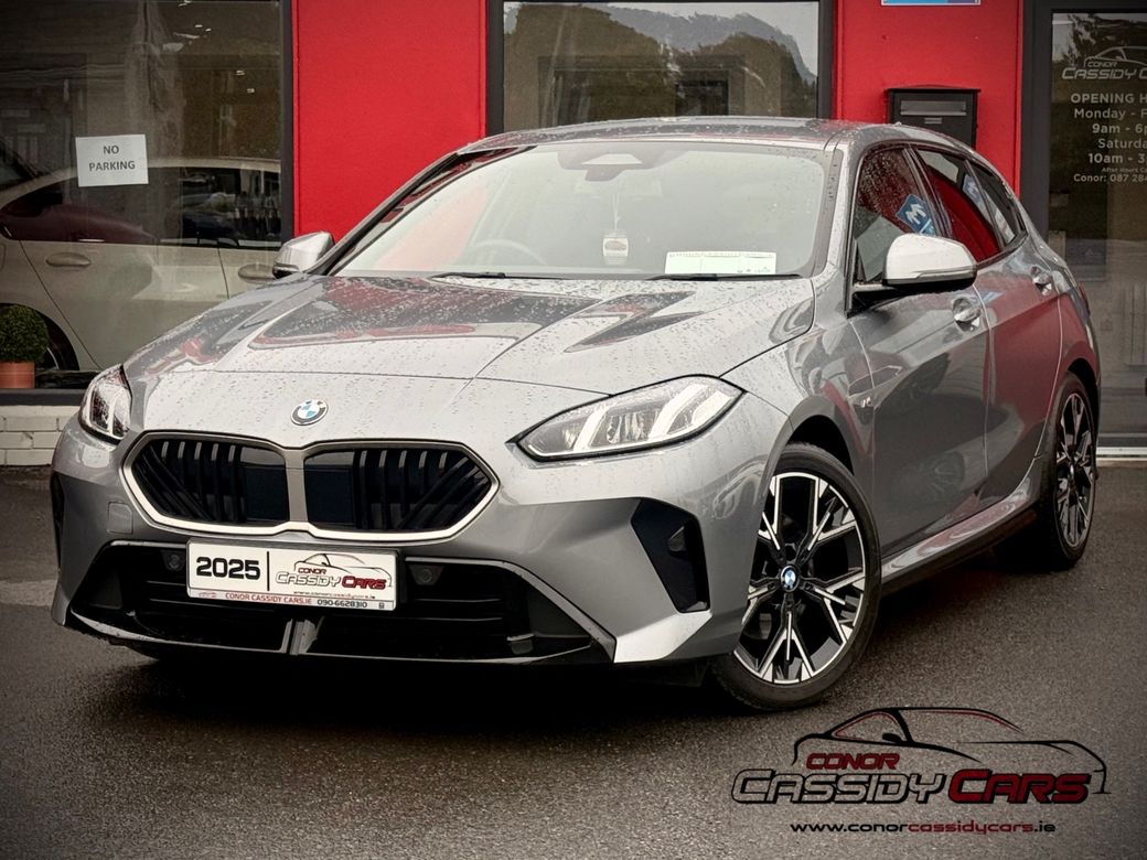 Image for 2025 BMW 1 Series 120 M-SPORT // ONLY 6K MILES // AUTOMATIC // HALF LEATHER // TEST DRIVE TODAY!!