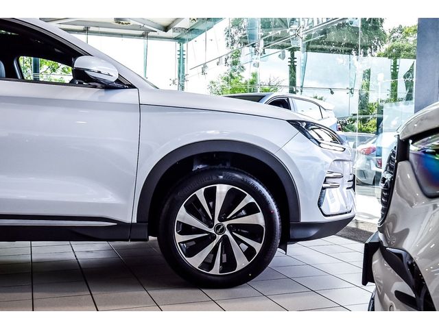 Image for 2026 BYD Seal U Demo Plug in Hybrid Comfort